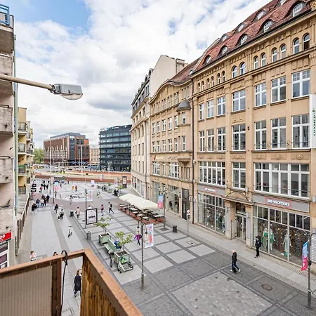 Niceone Number 1 - W Samym Centrum! Widok Na Deptak, Ac Apartmán *